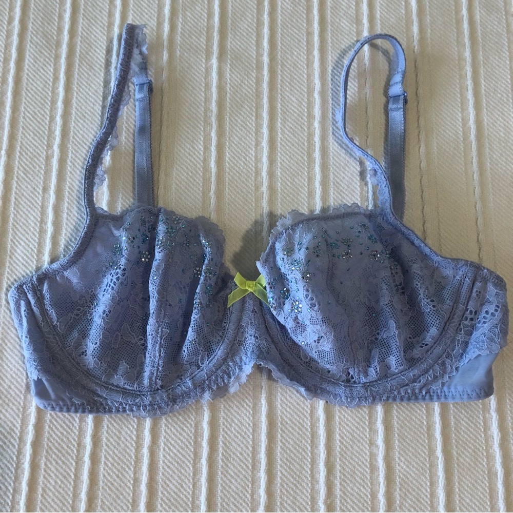 VS Periwinkle Sparkle Lace Bra